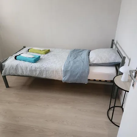 Les Beaux Jours Chez Dali Country house