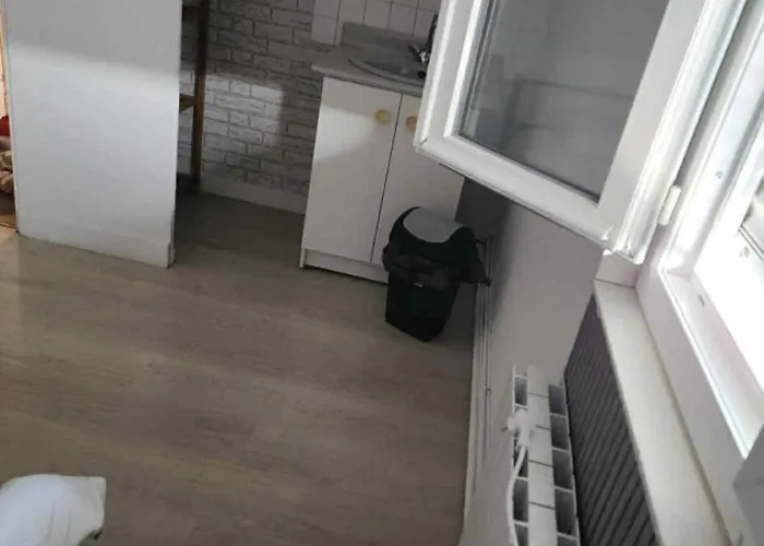 Les Beaux Jours Chez Dali *